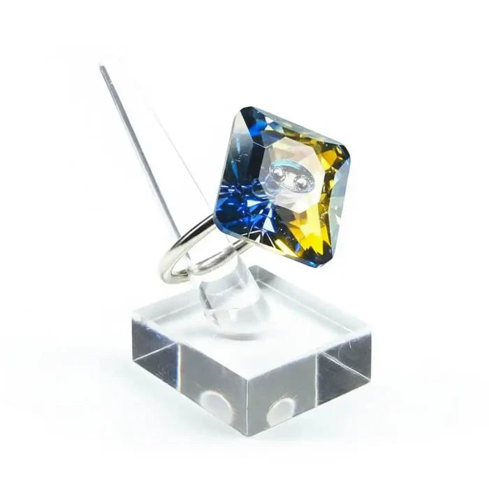 As Seen on Maisie William Super Sparkly Crystal Bling Ring featuring a colorful Swarovski crystal.