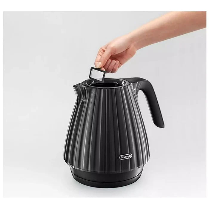 De'Longhi Ballerina KBD3001 Jug Kettle WHITE