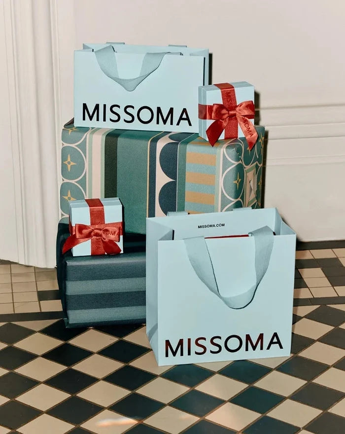 Signature Gift Wrapping Gift Wrapping Missoma