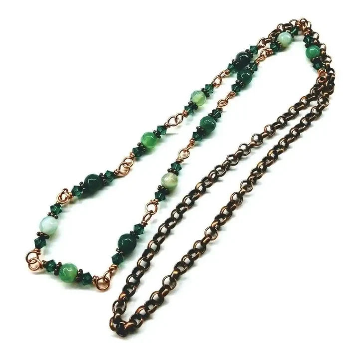 24 inches emerald agate wire wrapped necklace showcasing emerald-striped agate and Swarovski crystals.