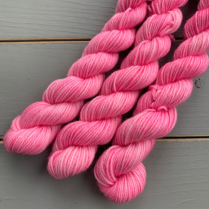25 Gram Mini - Bubblegum - Merino Nylon Sock