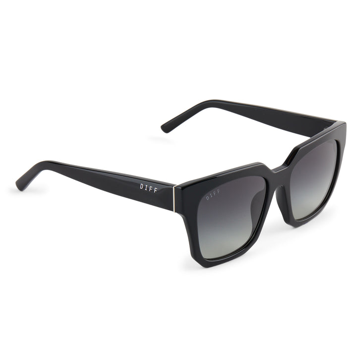 diff eyewear ariana square oversized sunglasses with a black frame and grey gradient lenses detailed view