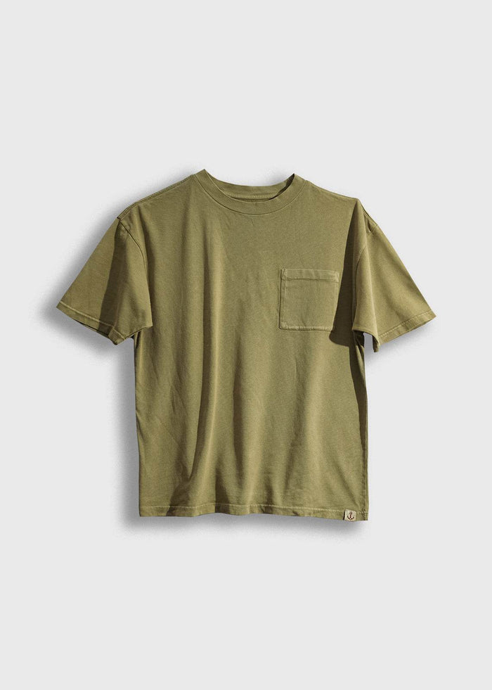Men’s 7.6 oz cotton, green pocket tee with boxy fit and chest pocket, heavyweight everyday t-shirt with clean workwear style and soft feel