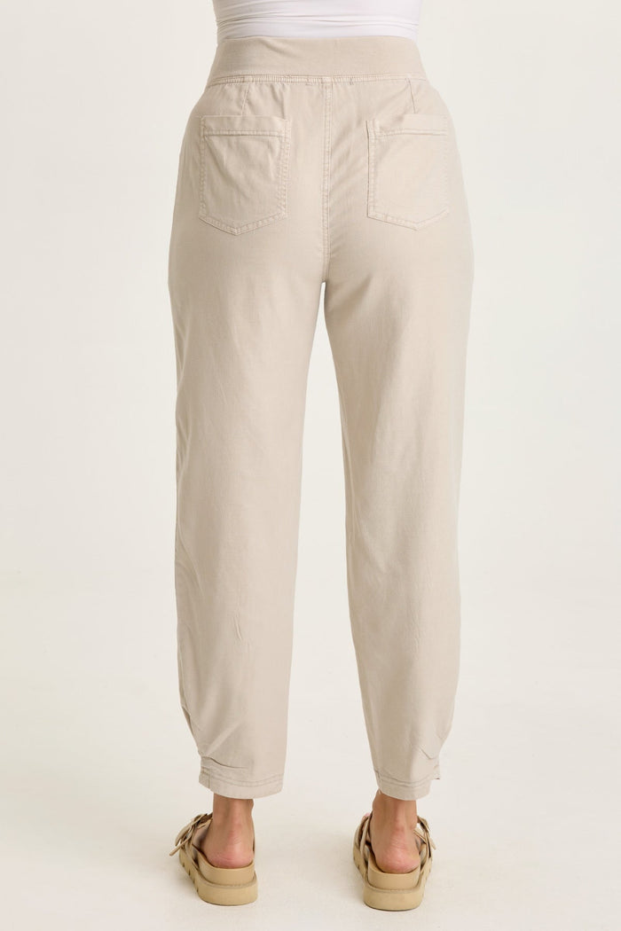 Wearables Beck Twill Barrel-Style Pant