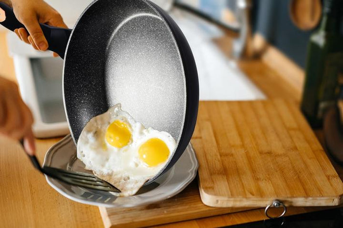 Black Rose Frying Pan - Taste The Difference