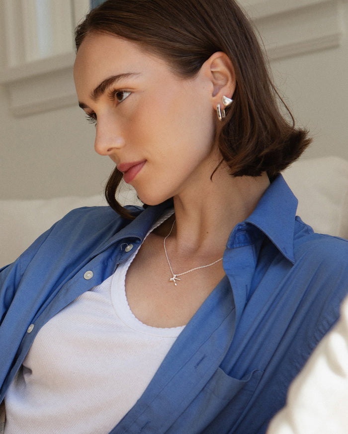 Bow Necklace