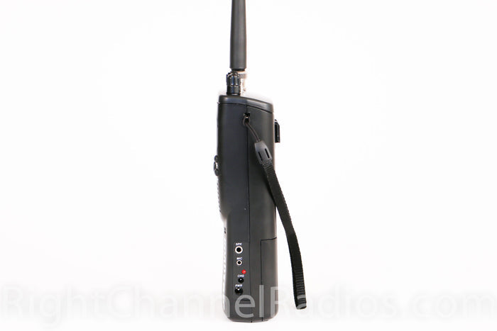 Cobra HH Roadtrip Handheld Side View