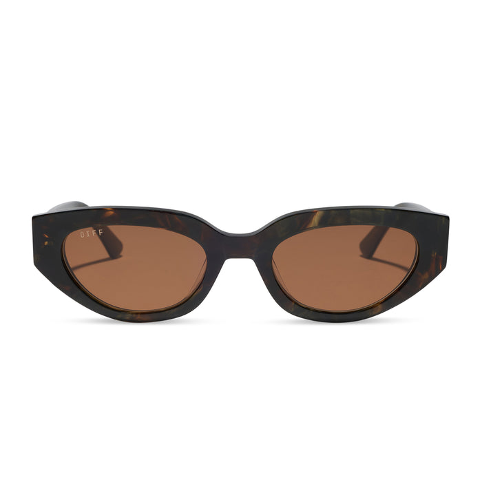 diff eyewear x jessie james decker crystal cat eye sunglasses with a koa tortoise acetate frame and brown lenses front view