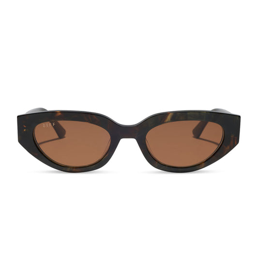 diff eyewear x jessie james decker crystal cat eye sunglasses with a koa tortoise acetate frame and brown lenses front view