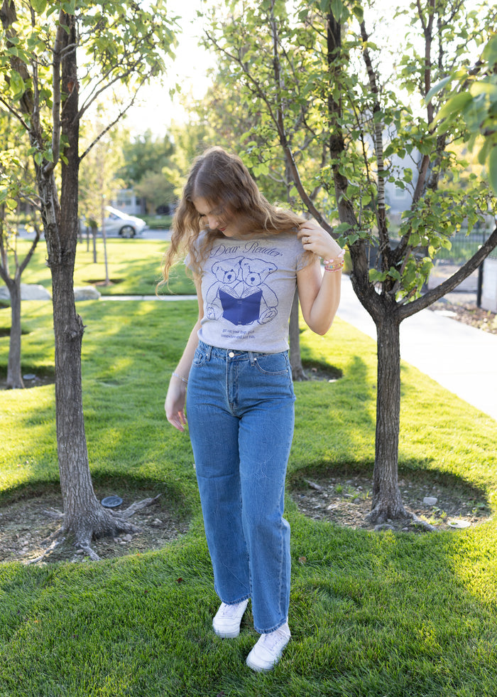 dear reader tee