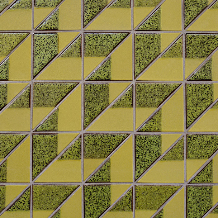 Caption: Dual Glaze 4 Triangles in DG14 Ochre Blend. Organic Earth 26 grout by Ardex.