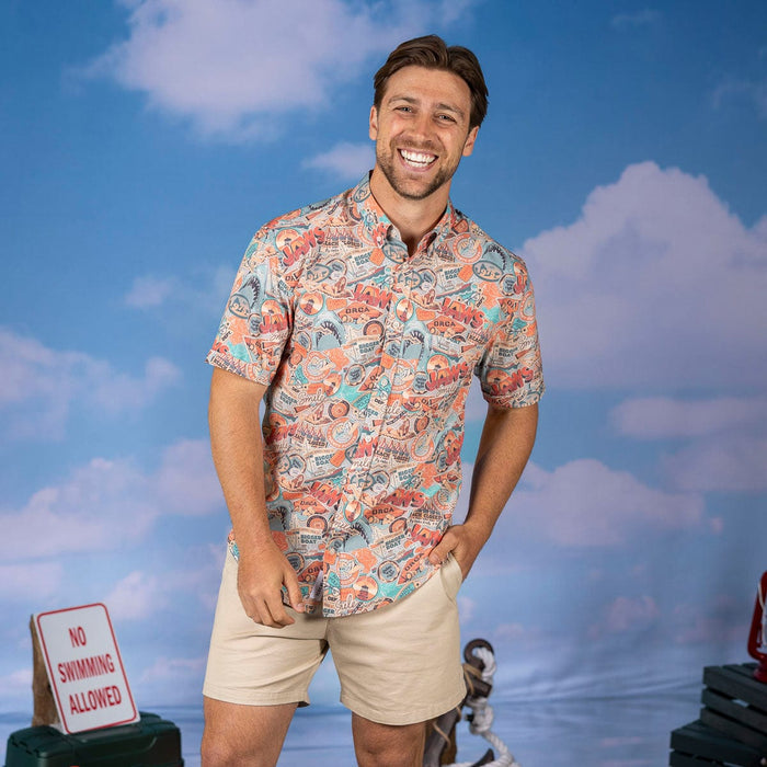 RSVLTS Jaws Short Sleeve Shirt Jaws 50th Anniversary "Greetings from Amity" – KUNUFLEX Short Sleeve Shirt Jaws 50th Anniversary "Greetings from Amity" – KUNUFLEX Short Sleeve Shirt