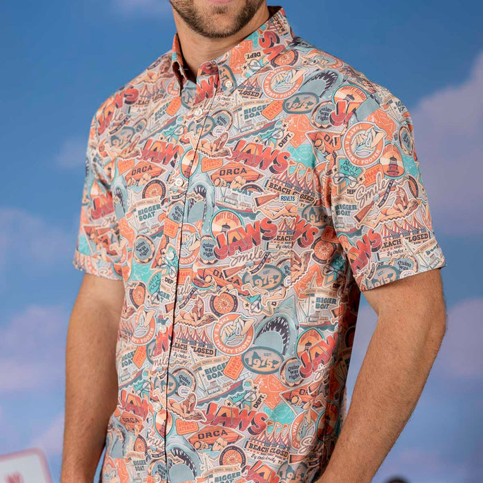 RSVLTS Jaws Short Sleeve Shirt Jaws 50th Anniversary "Greetings from Amity" – KUNUFLEX Short Sleeve Shirt Jaws 50th Anniversary "Greetings from Amity" – KUNUFLEX Short Sleeve Shirt