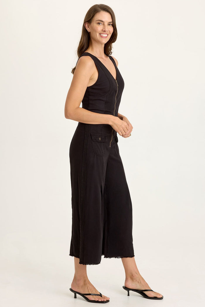 Wearables Linette Twill Zip-Up V-Neck Jumpsuit