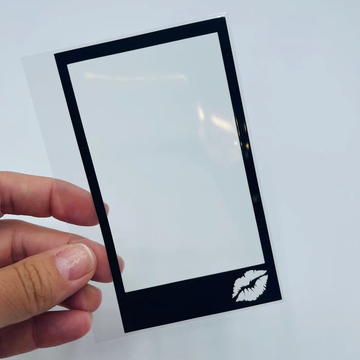 Lipstick Polaroid Dashboard