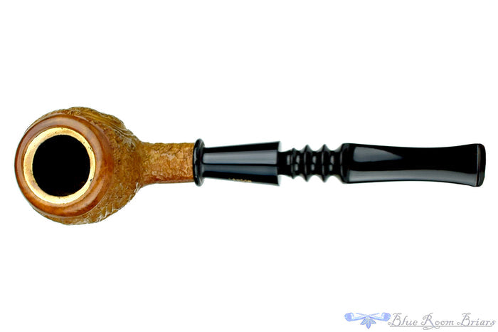 Blue Room Briars is proud to present this London Stud Carved Apple with Meerschaum Lining Sitter with Military Mount Estate Pipe
