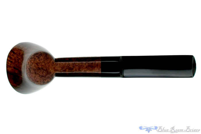 Blue Room Briars is proud to present this Marinko Neralić Pipe Modern Saddled Dublin Sitter with Plateau