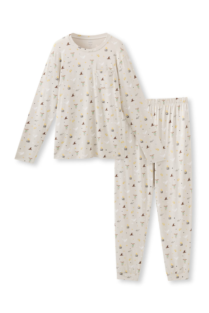 Beige men's jogger set with Harry Potter prints on a white background