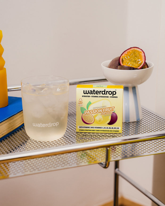 All-Purpose Thermo Microdrink Set with Passion Fruit cubes.