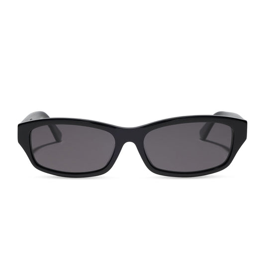 diff eyewear x jessie james decker misty square sunglasses with a black acetate frame and grey polarized lenses front view