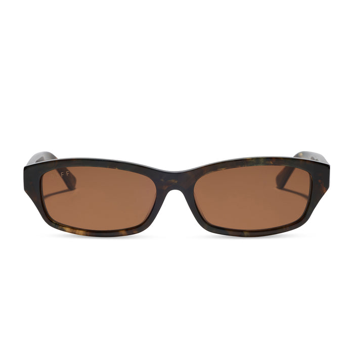 diff eyewear x jessie james decker misty square sunglasses with a koa tortoise brown acetate frame and brown lenses front view