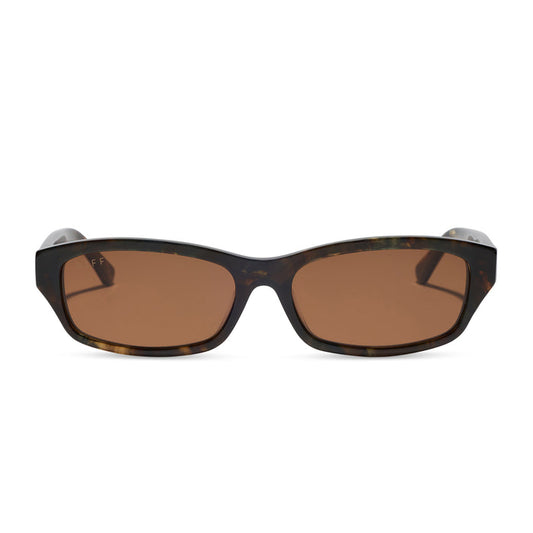 diff eyewear x jessie james decker misty square sunglasses with a koa tortoise brown acetate frame and brown lenses front view