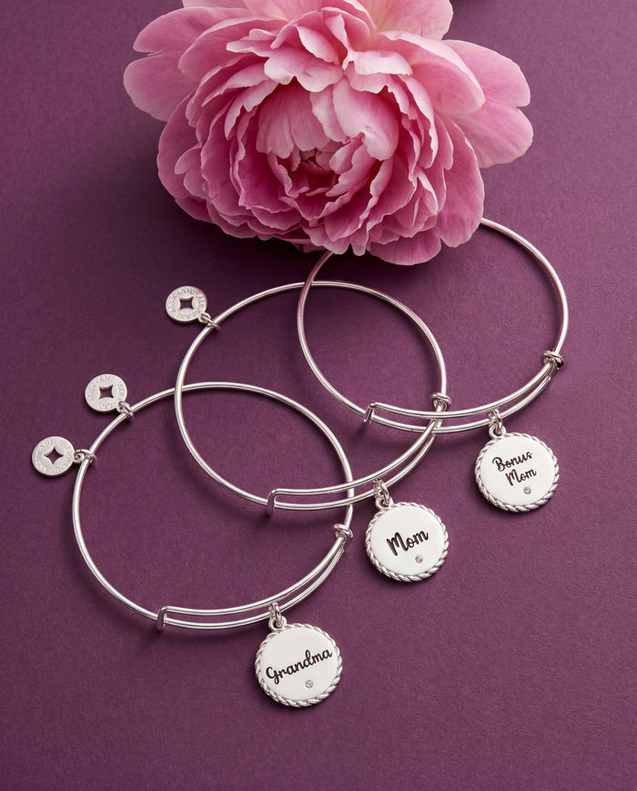 Mom 'Bonded By Love, Connected For Life' Charm Bangle