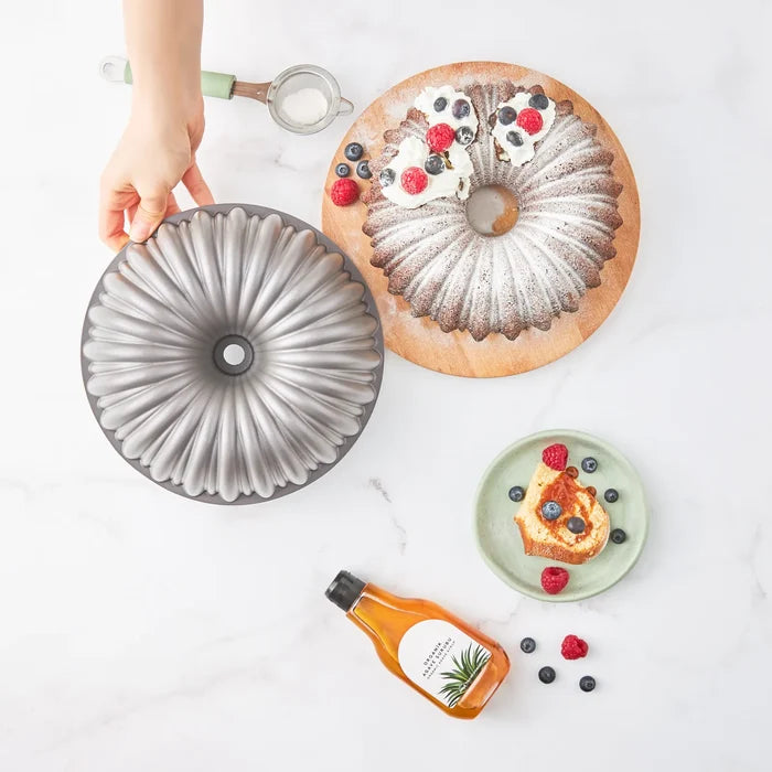 Moule à savarin Karaca Cake Pro en fonte, anthracite
