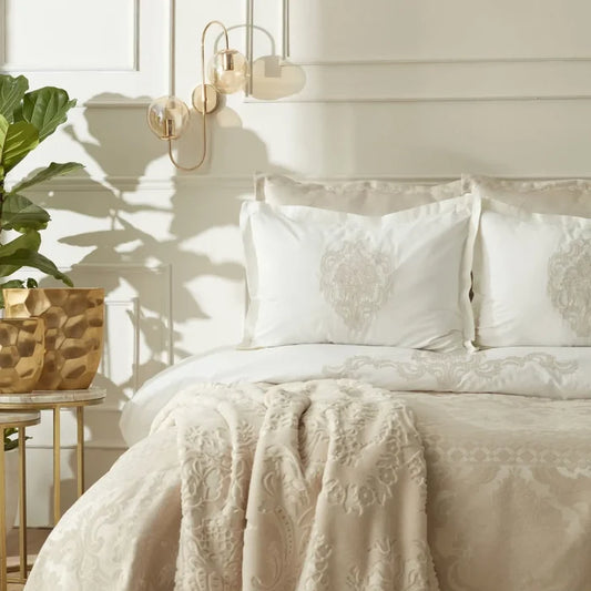 Paquet de dot Karaca Home Tuğba Private 8 pièces, or