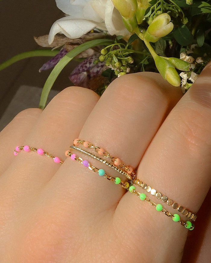 Peach Fuzz Candy Chain Ring