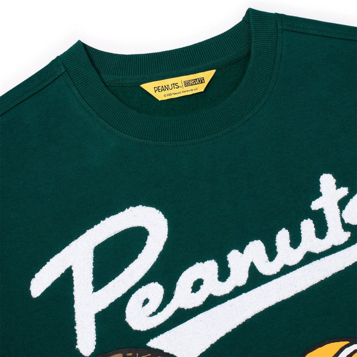 RSVLTS Peanuts Crew Sweatshirt Peanuts "Snoopy Scores!" – Crewneck Sweatshirt Peanuts "Snoopy Scores!" – Crewneck Sweatshirt