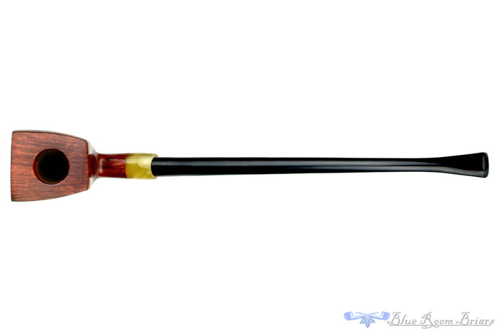 Blue Room Briars is proud to present this RC Sands Pipe Racing Shield Churchwarden with Acrylic Ferrule