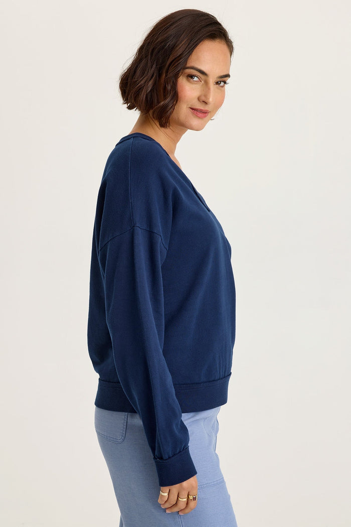 Wearables Rolin Terry V-Neck Pullover