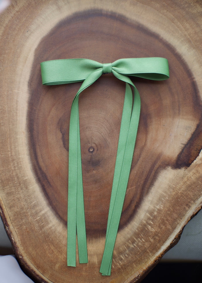 romantasy hair bows