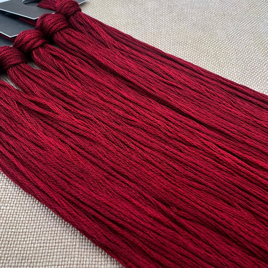 Roxy Floss Collection 8yd Cabernet