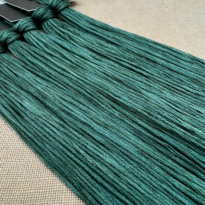Roxy Floss Collection 8yd Finest Pine