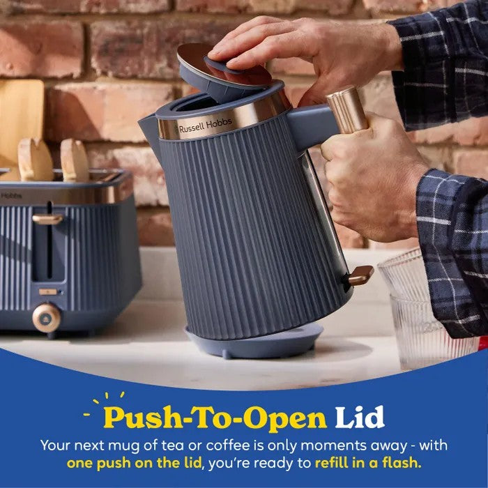 Russell Hobbs Brontë™ Kettle Soft Navy | 26752