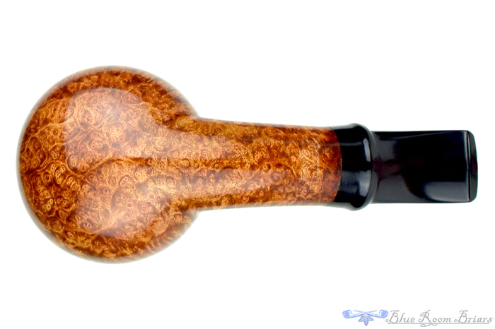 Blue Room Briars is proud to present this Sergey Cherepanov Pipe Bent Apple