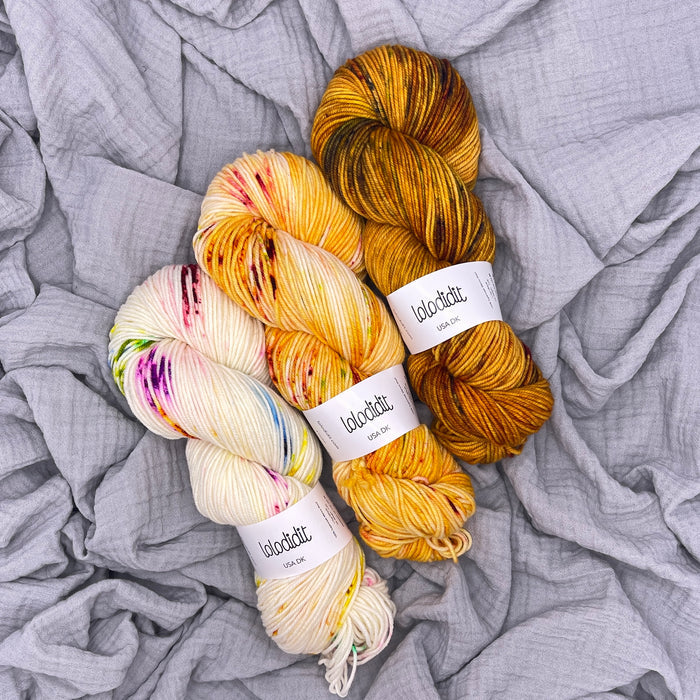 Smitten by Hanks and Needles - Three Color Version - KIT