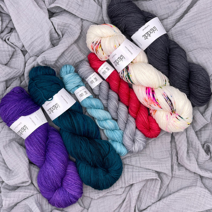 Socks of Narnia Vol. 1  by Paper Daisy Creations, Lisa Ross - KIT