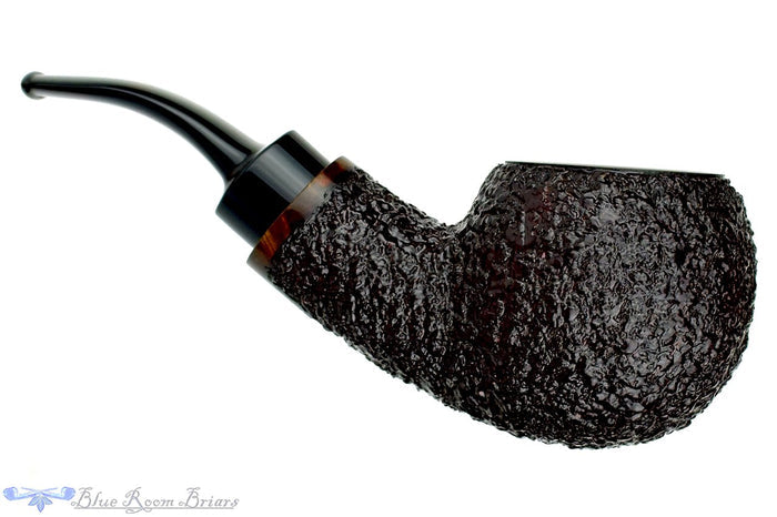 Blue Room Briars is proud to present this Todd Harris Pipe 1/2 Bent Rusticated Apple