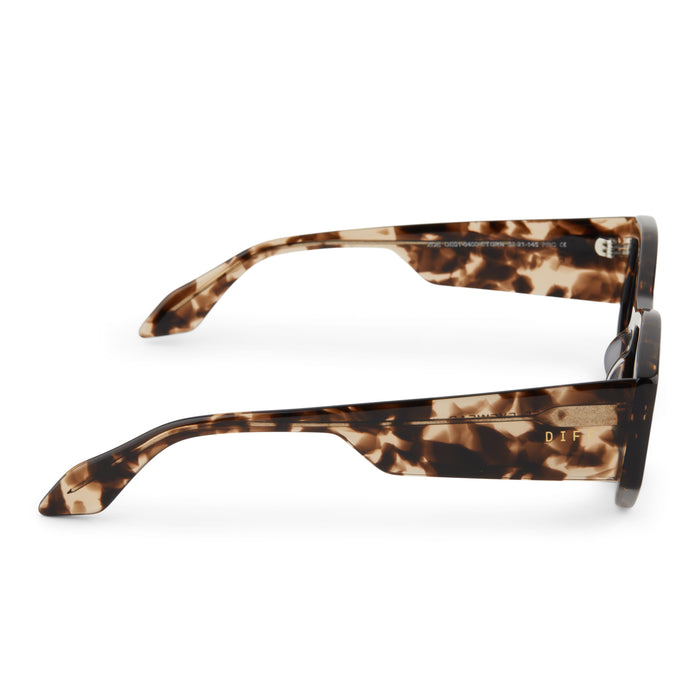 diff eyewear zoe sunglasses with a espresso tortoise rame and grey lenses side view